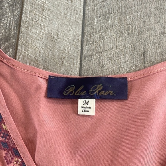 Francesca's Size Medium Pink Embroidered Peplum Bohemian Style Top - Picture 6 of 8